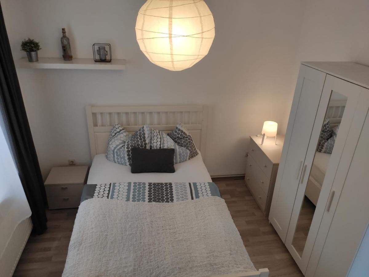Апартаменты Gemuetliche 2 Zimmer Хильдесхайм Экстерьер фото